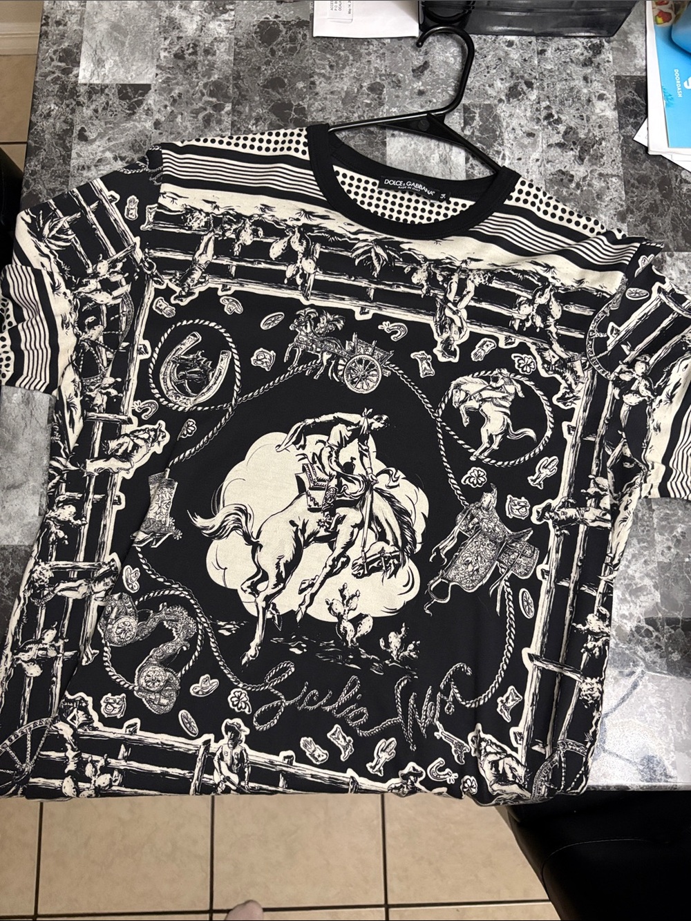 Dolce & Gabbana Black & Cream tshirt